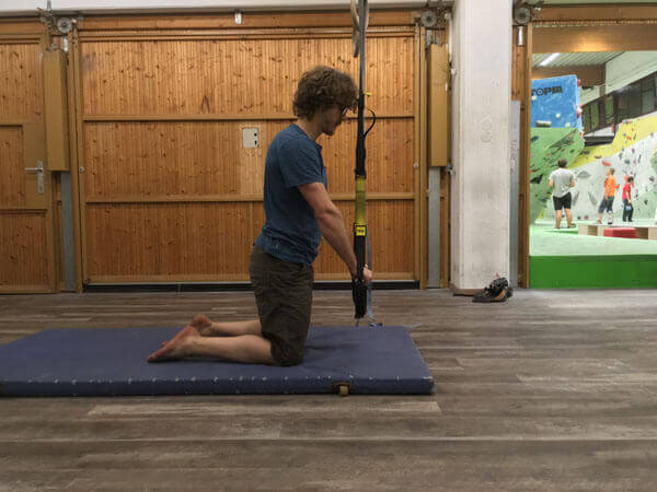 Climbing-specific exercises to strengthen the core for boulderers and climbers