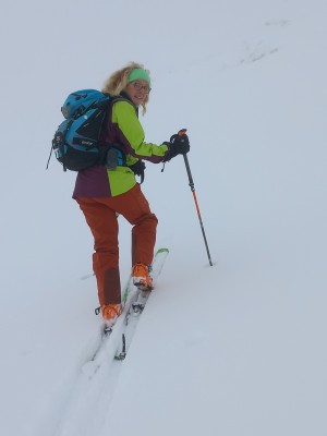 Image 1 from Chantal of Black Diamond - Women's Dawn Patrol Hybrid Shell - Waterproof jacket