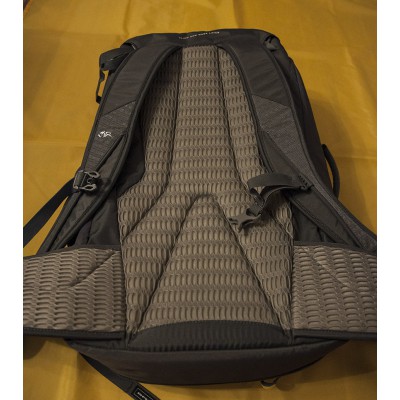 Image 3 from Gear-Tipp of DMM - Flight - Climbing backpack
