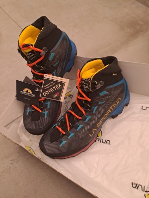 Image 1 from Arnela of La Sportiva - Aequilibrium Hike GTX - Walking boots