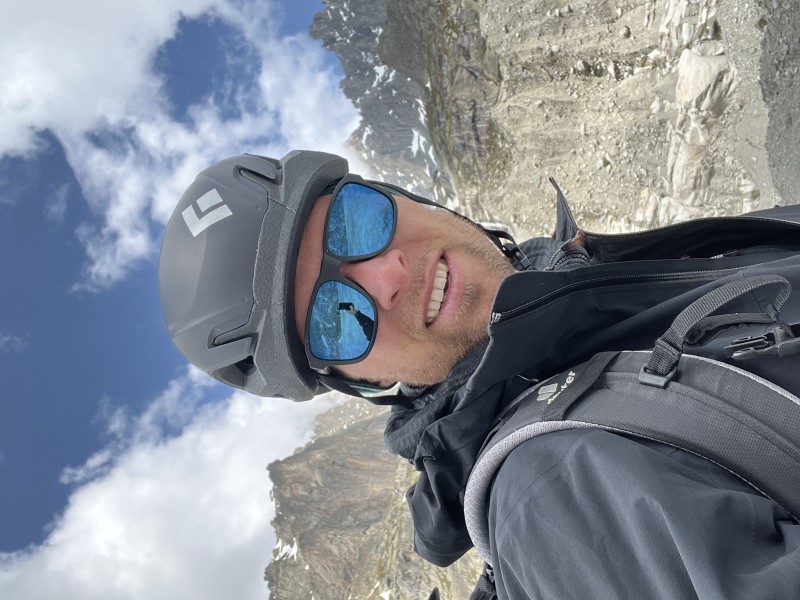 Black Diamond Vision Helmet MIPS Climbing helmet Product Review